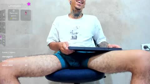 Snapshot of jharol_cardona chatting on September 13, 1:50 am Jharol online show from September 13, 1:50 am