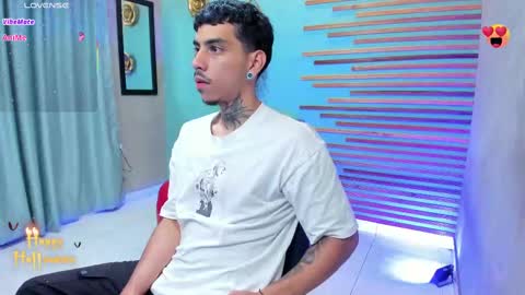 Snapshot of jharol_cardona chatting on October 19, 1:43 am Jharol online show from October 19, 1:43 am