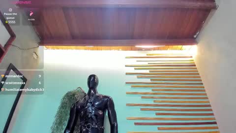 Snapshot of jharol_cardona chatting on February 21, 1:44 am Jharol online show from February 21, 1:44 am