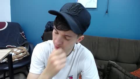 Jheampiero online show from December 2, 1:14 pm