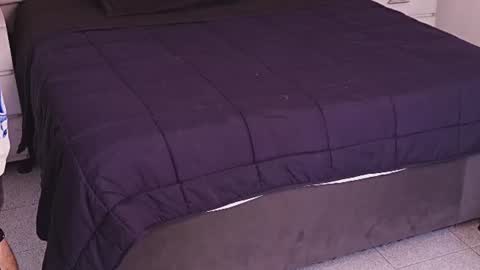 jhoanleandro online show from July 7, 4:23 am