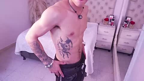 jhoanleandro online show from April 16, 5:40 am