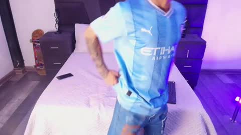 jhoanleandro online show from February 28, 4:10 am