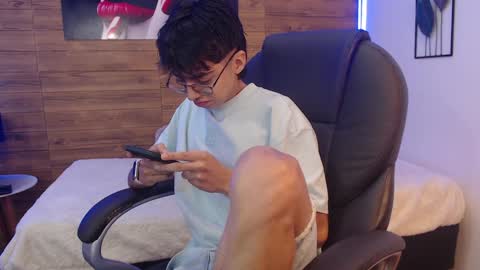 Snapshot of jhoellx chatting on December 3, 12:38 pm Jhoel online show from December 3, 12:38 pm