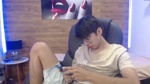 Snapshot of jhoellx chatting on February 21, 1:22 pm Jhoel online show from February 21, 1:22 pm