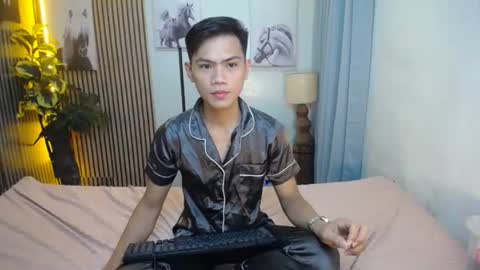 Snapshot of jhon_cummer chatting on October 2, 9:24 am jhon_cummer online show from October 2, 9:24 am