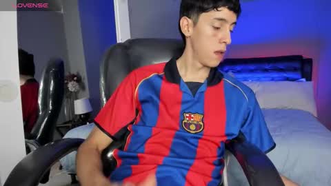 Jhon online show from November 10, 3:06 pm