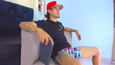 Jhon online show from November 25, 2:57 am