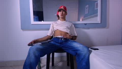 Jhon online show from December 8, 2:18 am