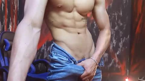 jhonny_thes28 online show from March 15, 9:21 pm