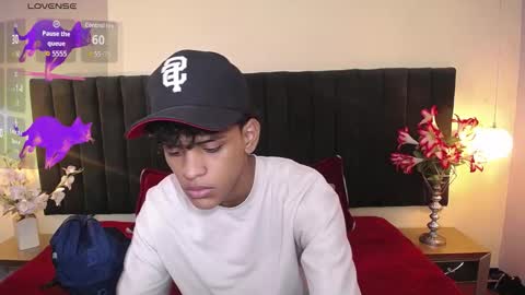 jhos online show from November 17, 1:14 pm