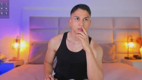 Snapshot of jhosua_hunt chatting on October 21, 12:14 am Jhosua Hunt online show from October 21, 12:14 am