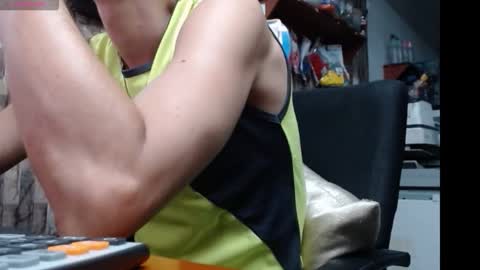 jhosuamoore2 online show from January 10, 12:49 am