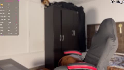 Snapshot of jim_dancer chatting on January 16, 6:48 pm jim_dancer online show from January 16, 6:48 pm