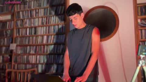 Snapshot of jim_dancer chatting on October 8, 8:13 pm jim_dancer online show from October 8, 8:13 pm