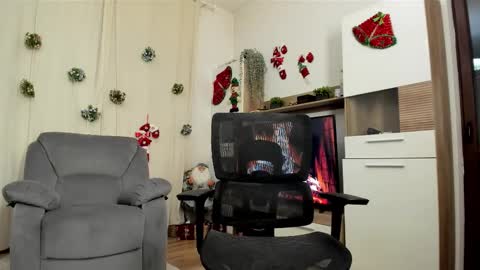 AlphaJimmy online show from December 20, 11:12 pm