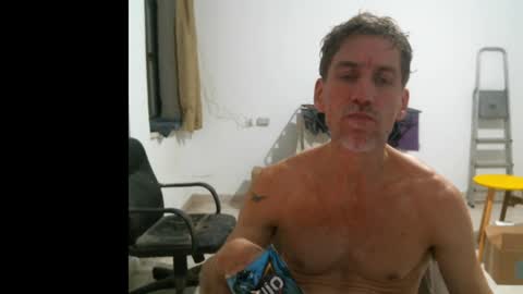 Snapshot of jlmbud chatting on January 8, 11:09 pm jlmbud online show from January 8, 11:09 pm