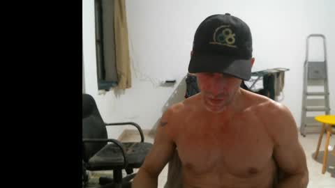 Snapshot of jlmbud chatting on January 14, 10:55 pm jlmbud online show from January 14, 10:55 pm
