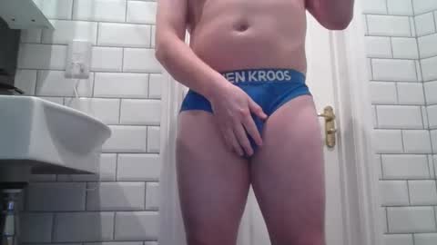 jockstrapguy124443 online show from January 10, 7:06 pm
