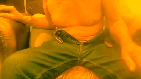 Snapshot of joeblow61616 chatting on January 13, 1:39 pm joeblow61616 online show from January 13, 1:39 pm