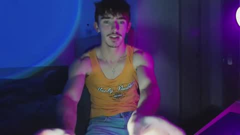 JoeOsulli online show from October 21, 10:23 pm