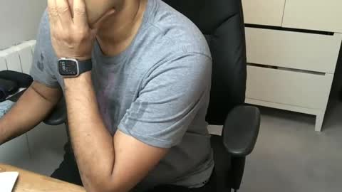 joeshades21 online show from January 22, 9:24 am