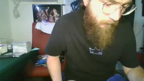 Snapshot of joey2snowy759685 chatting on October 17, 3:32 am joey2snowy759685 online show from October 17, 3:32 am