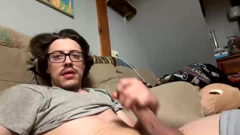 joey_binaa online show from May 29, 5:39 am