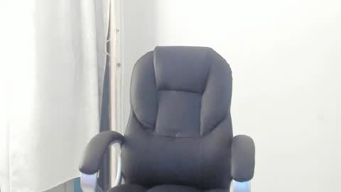 johan online show from November 11, 11:59 am