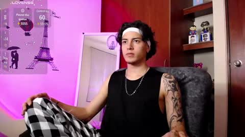 johan_parker222 online show from February 17, 3:58 am