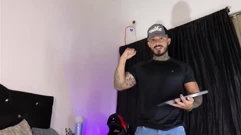 John  online show from October 17, 11:25 am