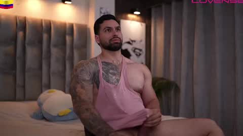 john online show from June 30, 11:39 pm