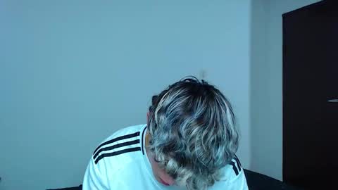 John Vichenso online show from December 4, 10:06 pm