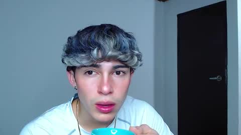 John Vichenso online show from November 14, 11:39 pm