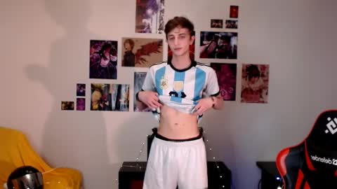 john_winx online show from April 5, 2:35 pm