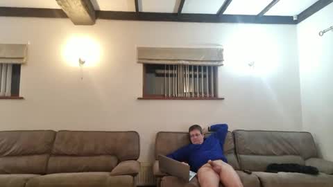 johnathan_stuart33 online show from March 25, 1:09 am