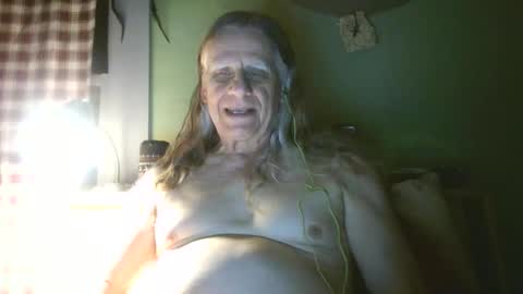 johnnieq1971 online show from March 30, 1:28 am