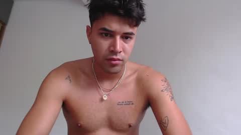 johnny_bravo777 online show from July 3, 1:28 pm