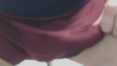 Snapshot of johnny_soles chatting on December 2, 10:54 pm Johnny S online show from December 2, 10:54 pm