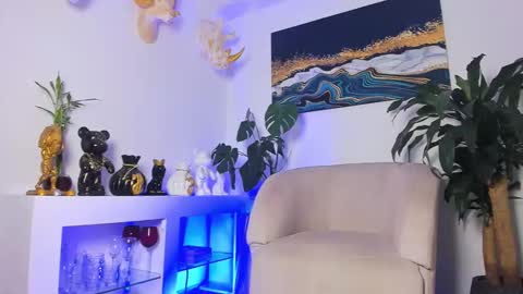 JOHNNY online show from February 20, 11:38 pm