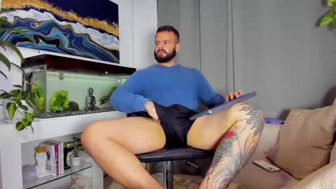 Snapshot of johnnygrayson_ chatting on February 10, 11:34 pm JOHNNY online show from February 10, 11:34 pm