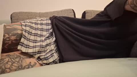 johnny online show from October 19, 6:00 pm