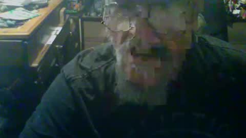 johnnyshung1 online show from November 1, 4:33 pm