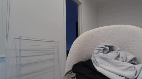 johnprivate494 online show from June 13, 5:05 am