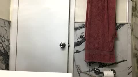 johnsmith2327 online show from December 14, 4:45 am