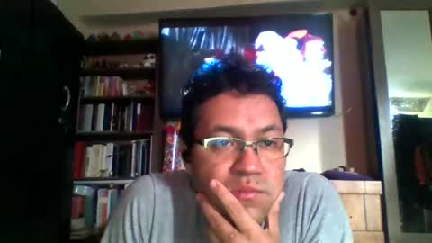 Snapshot of jon323th chatting on March 5, 1:06 pm jon323th online show from March 5, 1:06 pm