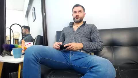  JONAS BEARD  online show from September 8, 3:00 pm