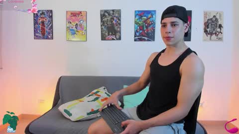 Instagram jonathanfit14 online show from November 22, 10:53 pm