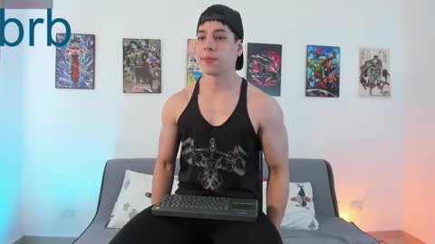 Instagram jonathanfit14 online show from April 21, 2:51 am