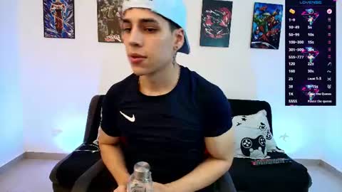 Instagram jonathanfit14 online show from June 11, 12:32 am